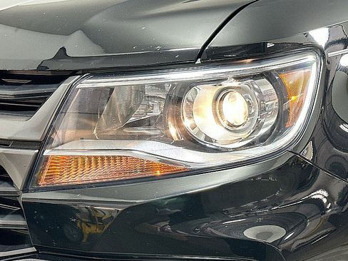 Used 2021 Chevrolet Colorado Z71 image 32