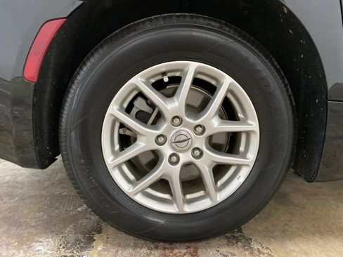 Used 2025 Chrysler Pacifica Select FWD image 28