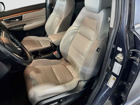 Used 2018 Honda CR-V Touring image 20
