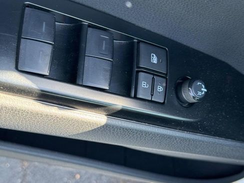 Certified 2025 Toyota Camry SE FWD image 18