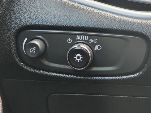 Used 2023 Chevrolet Malibu LT image 32