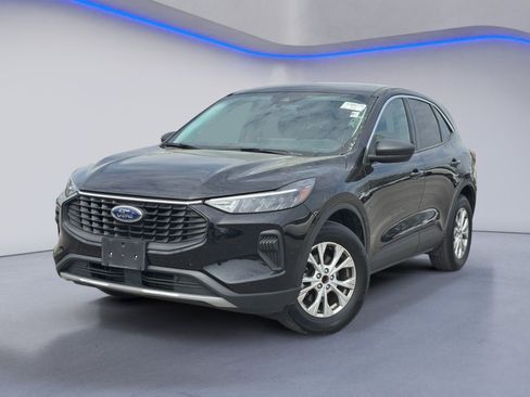 Used 2024 Ford Escape Active w/ Tech Pack #1 image 2