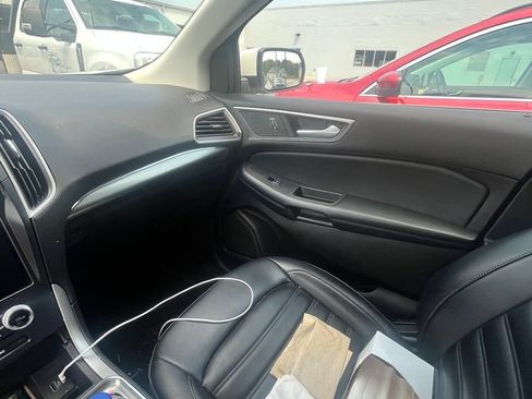 Used 2022 Ford Edge SEL AWD/4WD image 11
