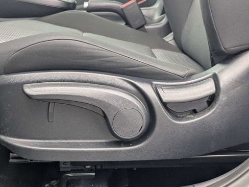 Used 2024 Kia Soul LX FWD image 19