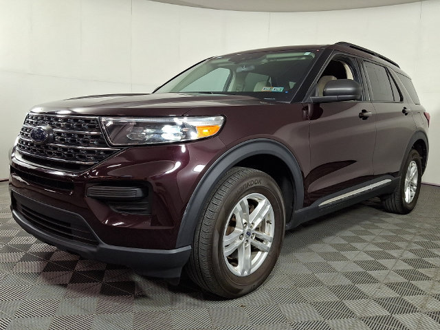 Used 2023 Ford Explorer XLT w/ Class IV Trailer Tow Package AWD/4WD image 6