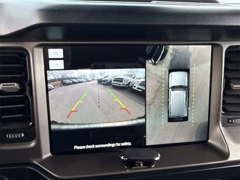 Used 2022 Ford Bronco Outer Banks image 30