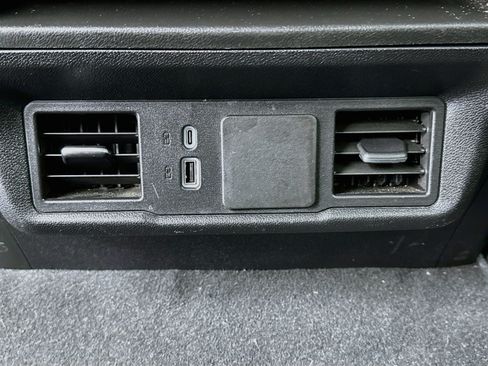 Used 2025 Chevrolet Silverado 1500 Custom RWD image 16