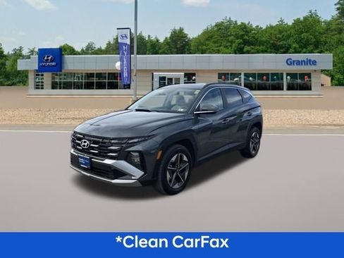 Certified 2025 Hyundai Tucson SEL image 2