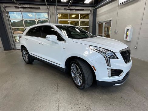 Used 2024 Cadillac XT5 Premium Luxury FWD image 7