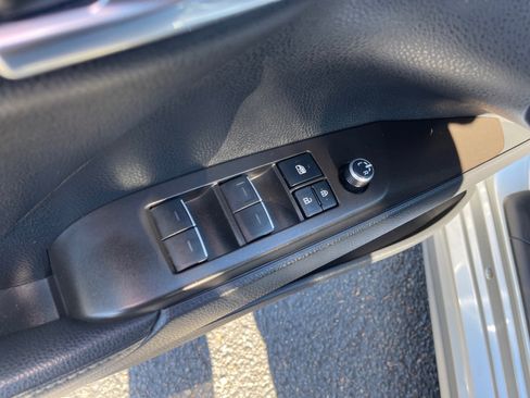 Used 2023 Toyota Camry XSE image 8