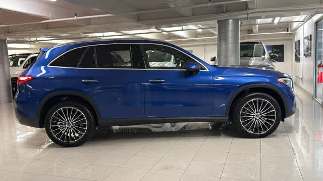 Certified 2026 Mercedes-Benz GLC 300 4MATIC image 36