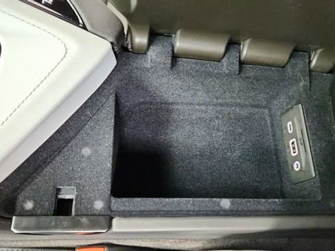 Used 2022 Chevrolet Corvette Stingray Preferred Cpe w/ Z51 Performance Package image 42