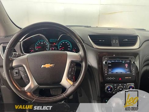 Used 2017 Chevrolet Traverse LT AWD/4WD image 15