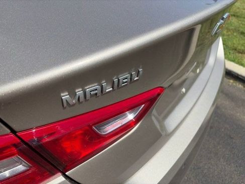 Used 2022 Chevrolet Malibu LS w/ Driver Confidence Package FWD image 45
