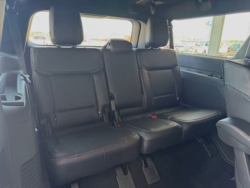 New 2025 Ford Expedition Max Platinum w/ Stealth Performance Package image 11