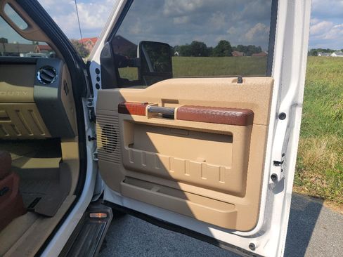 Used 2011 Ford F250 King Ranch AWD/4WD image 29