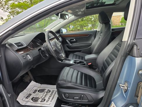 Used 2012 Volkswagen CC Lux Limited FWD image 10