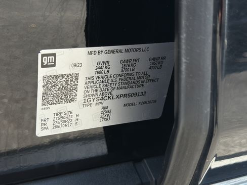 Used 2023 Cadillac Escalade Premium Luxury w/ Performance Package AWD/4WD image 37
