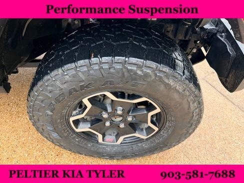 Used 2021 Jeep Gladiator Rubicon image 15