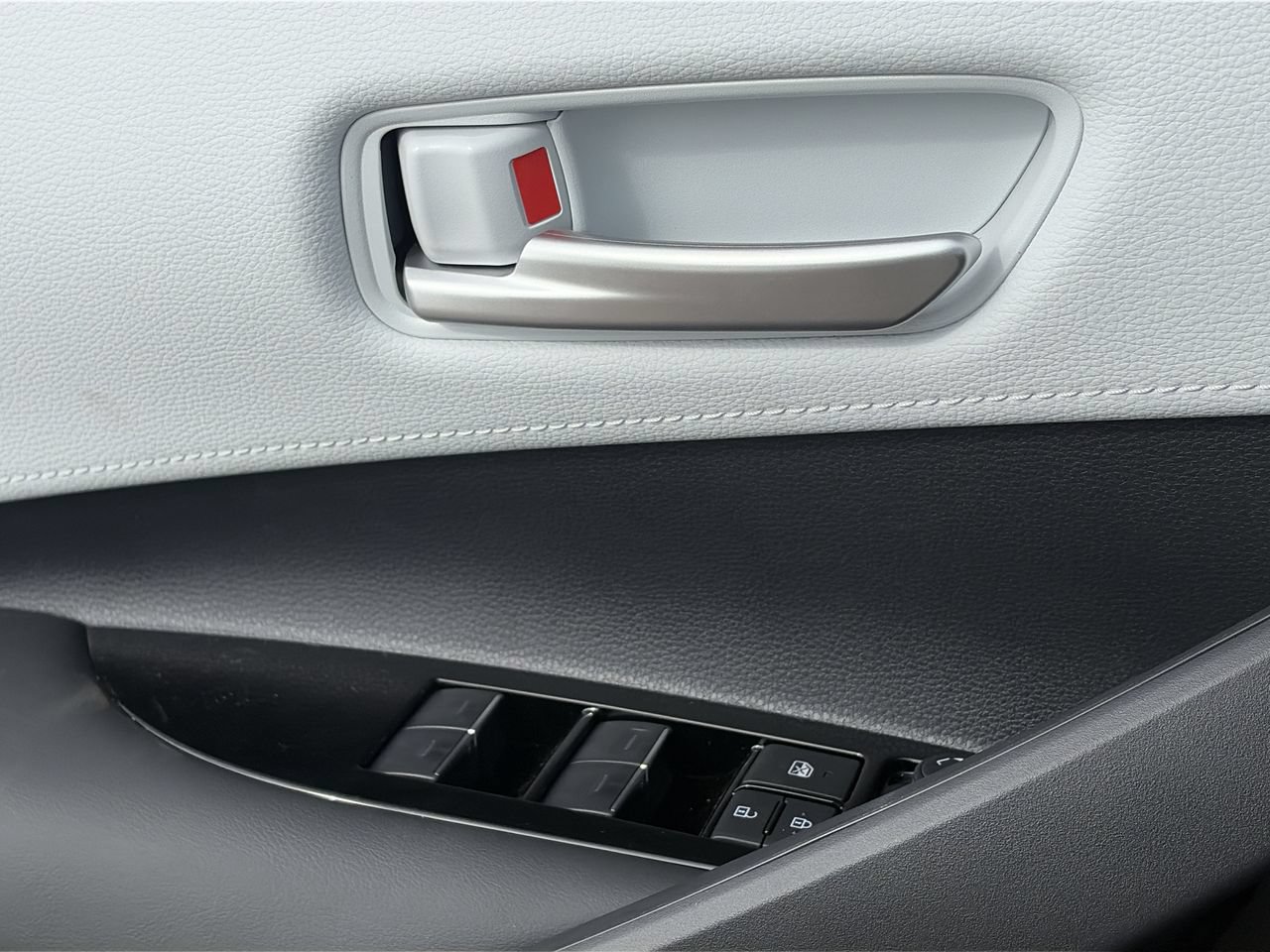 New 2027 Toyota Corolla SE FWD image 17