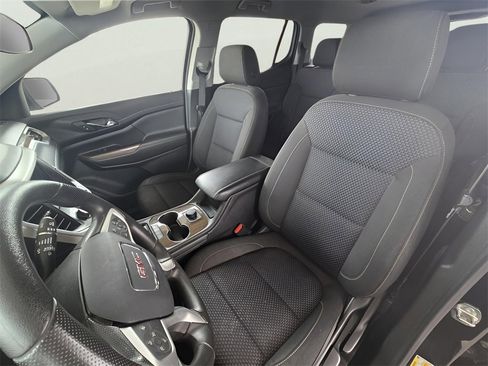 Used 2023 GMC Acadia SLE image 62