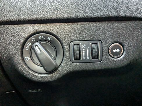 Used 2023 Dodge Charger R/T w/ Blacktop Package image 20