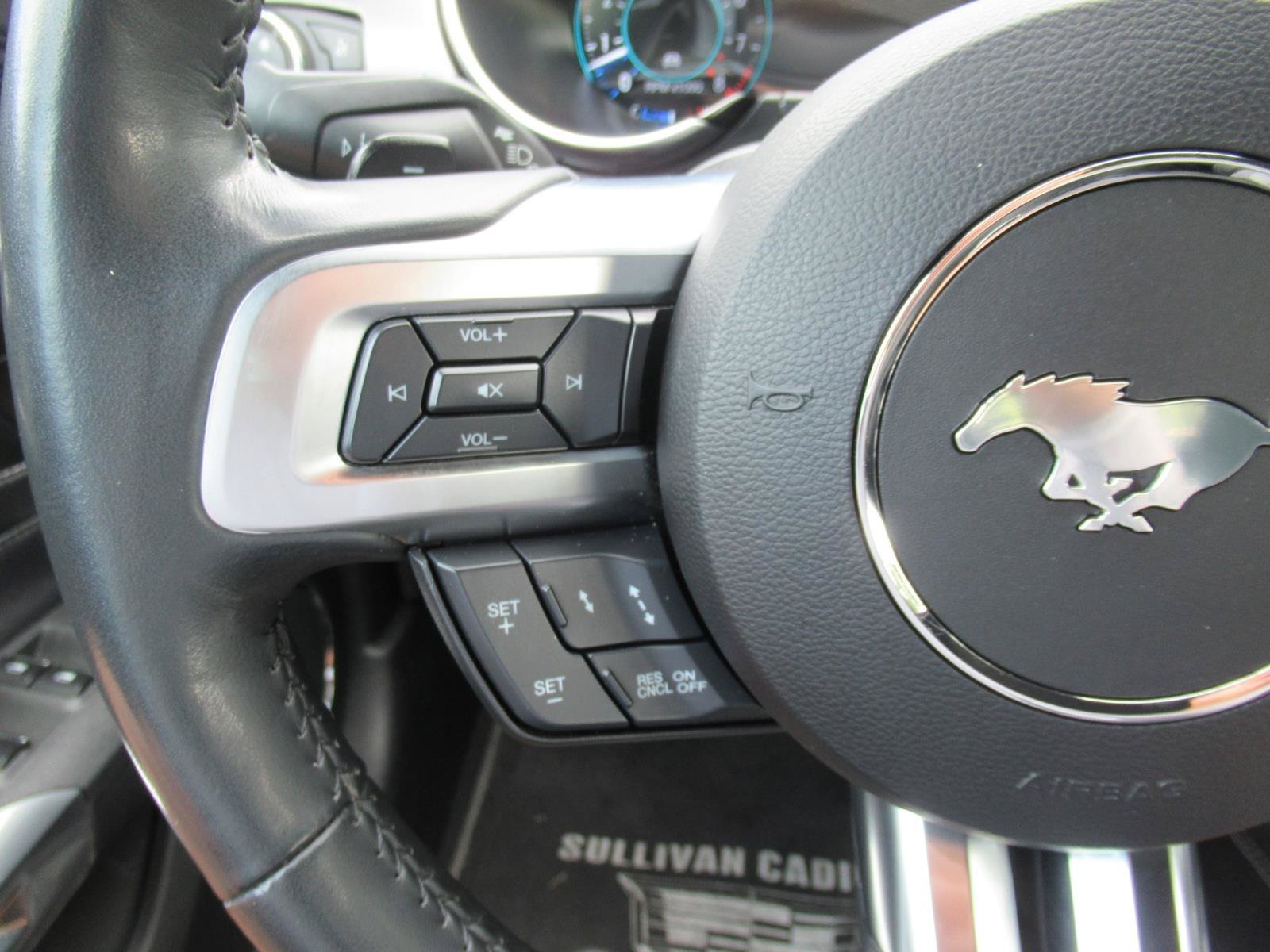 Used 2020 Ford Mustang GT Premium w/ Equipment Group 401A RWD image 23