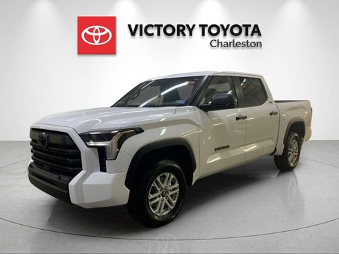 New 2026 Toyota Tundra SR5 image 2