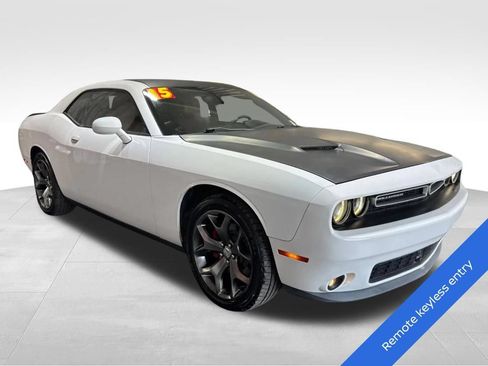 Used 2015 Dodge Challenger SXT Plus w/ Premium Sound Group RWD image 3