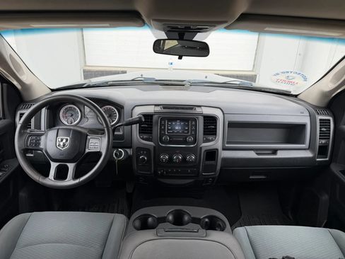Used 2018 RAM 2500 Tradesman w/ Chrome Appearance Group AWD/4WD image 15