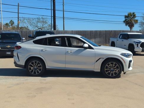Used 2023 BMW X6 xDrive40i w/ Executive Package image 4