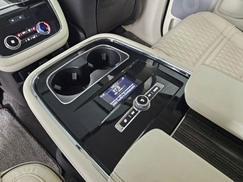 Used 2021 Lincoln Navigator L Black Label image 23