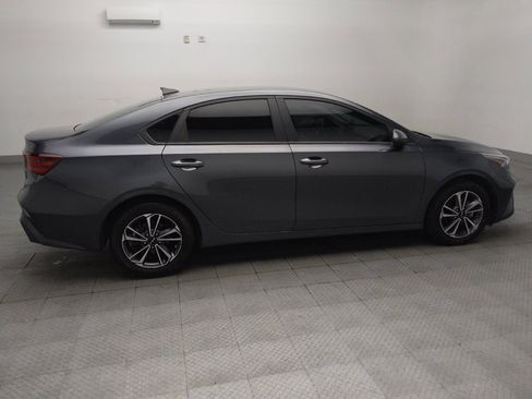 Used 2024 Kia Forte LXS FWD image 10