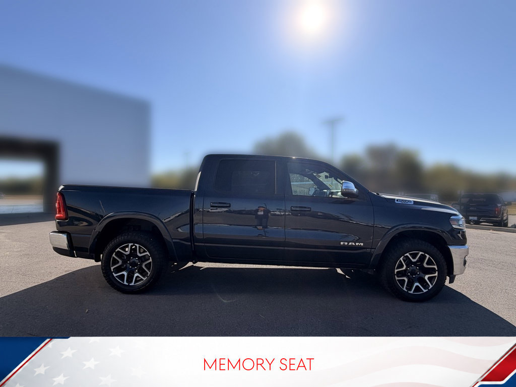 Used 2025 RAM 1500 Laramie AWD/4WD image 5