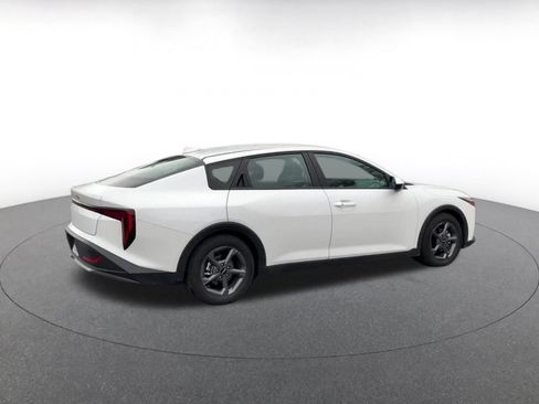 Used 2025 Kia K4 FWD image 15