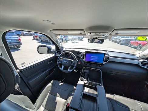 Used 2023 Toyota Tundra Limited w/ TRD Off-Road Package AWD/4WD image 15