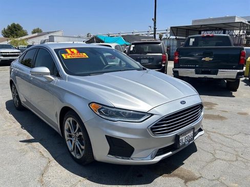 Used 2019 Ford Fusion SEL FWD image 28