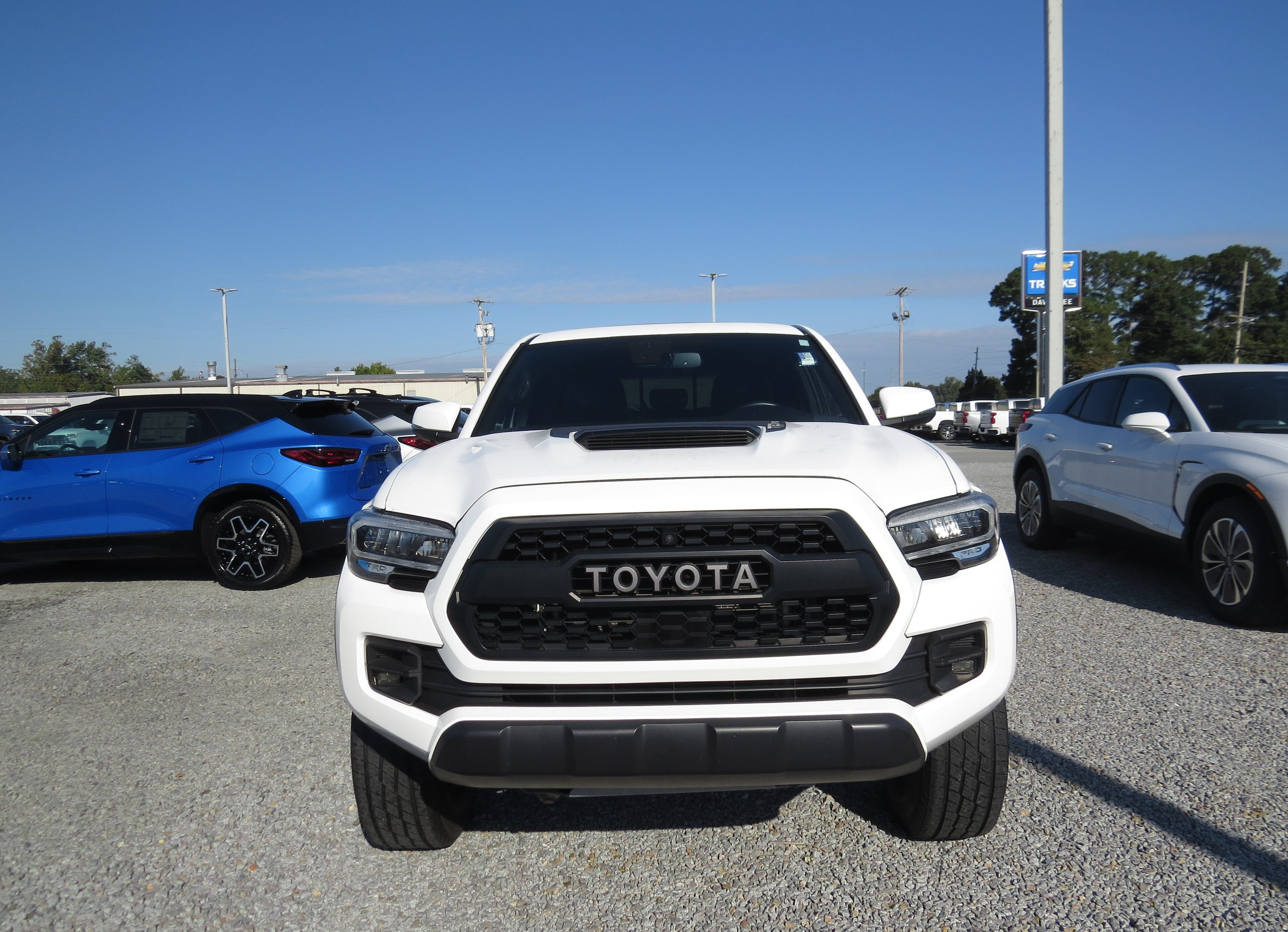 Used 2023 Toyota Tacoma TRD Pro AWD/4WD image 10
