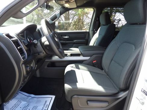 New 2026 RAM 1500 Express AWD/4WD image 11