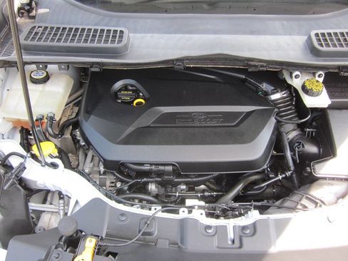 Used 2014 Ford Escape SE image 18