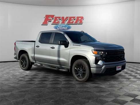 Used 2024 Chevrolet Silverado 1500 Custom w/ Turbomax Blackout Package image 7