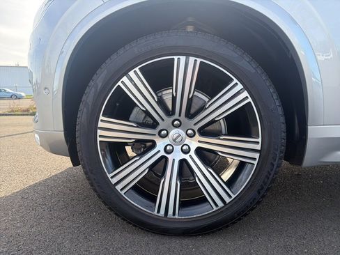 Used 2022 Volvo XC90 T6 Inscription w/ Advanced Package image 9