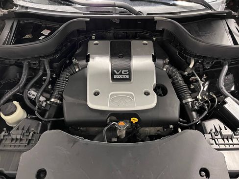 Used 2013 INFINITI FX37 AWD w/ Premium Pkg image 9