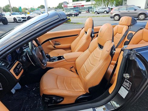 Used 2018 Maserati GranTurismo Sport image 32