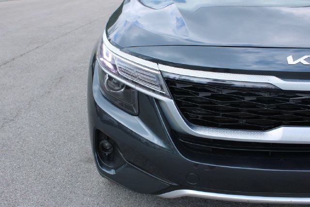 Used 2022 Kia Seltos S FWD image 39