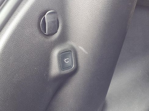 Used 2026 Jeep Compass Limited image 20