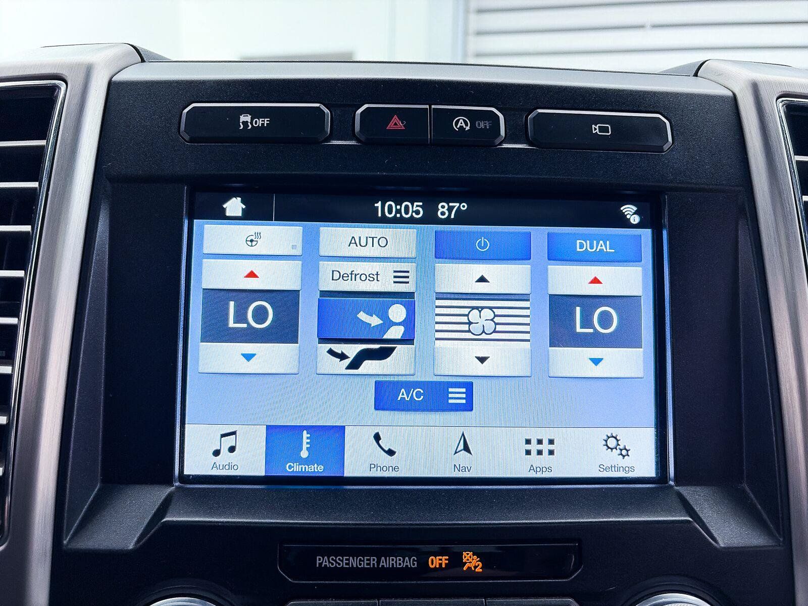 Used 2017 Ford F150 Platinum w/ Technology Package AWD/4WD image 20