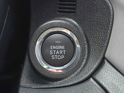 Used 2023 Subaru Outback Limited image 36