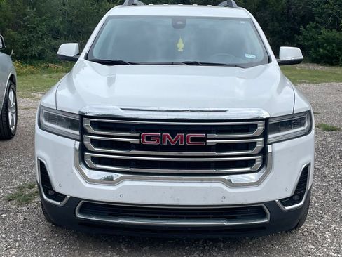 Used 2023 GMC Acadia SLT AWD/4WD image 2