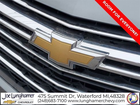 Used 2023 Chevrolet Traverse LT image 29